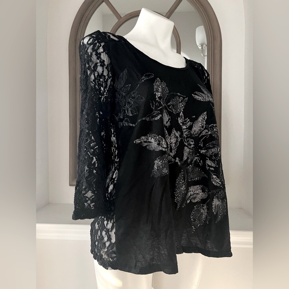 Buckle’s Daytrip Black Lace Top, Size Large New w/Tag - Picture 5 of 9